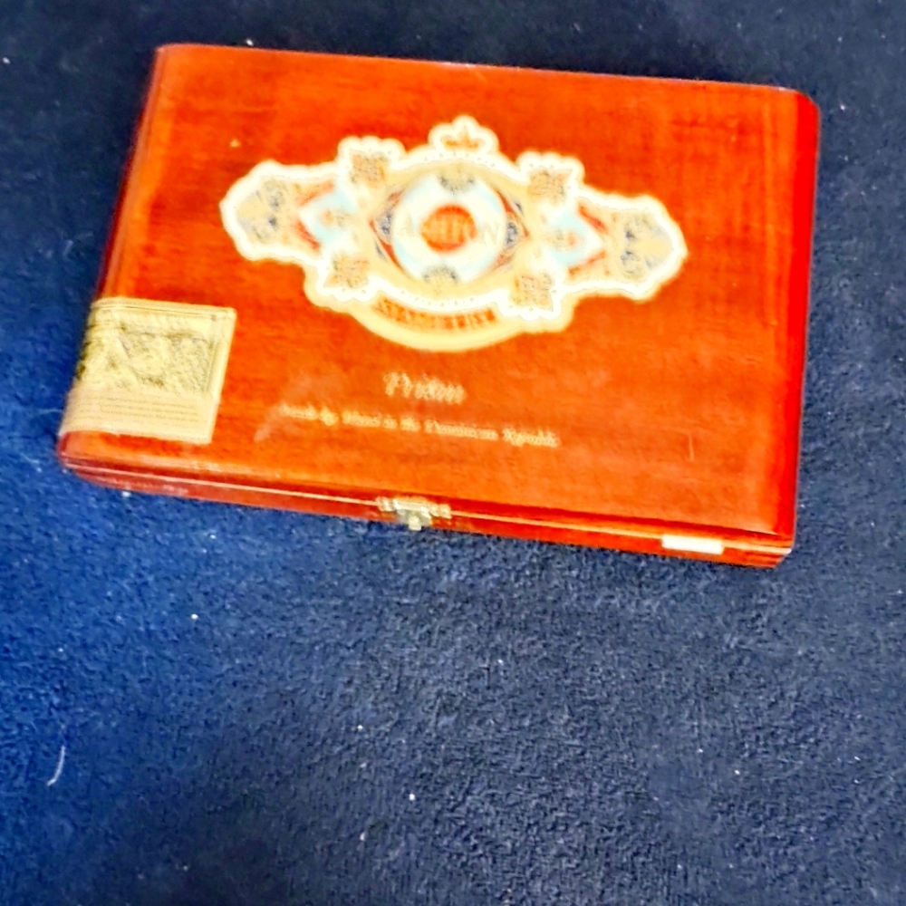 Ashton Prism empty cigar box